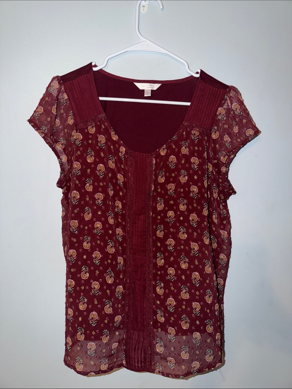 LC Lauren Conrad Burgundy Floral Pintuck Blouse
